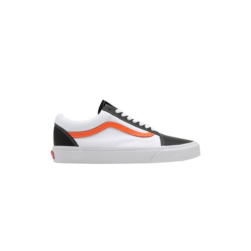 Old Skool black and orange leather vans